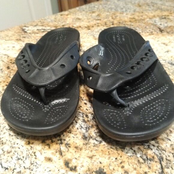 Crocs Unisex Baya II Flip Flops Sandals Iconic Comfort Size M5 W7 Black - Picture 9 of 10